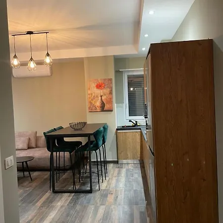 Luxury ,lungomare Daire Avlonya