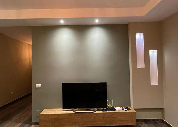 Azure Escape , Lungomare Vlorë